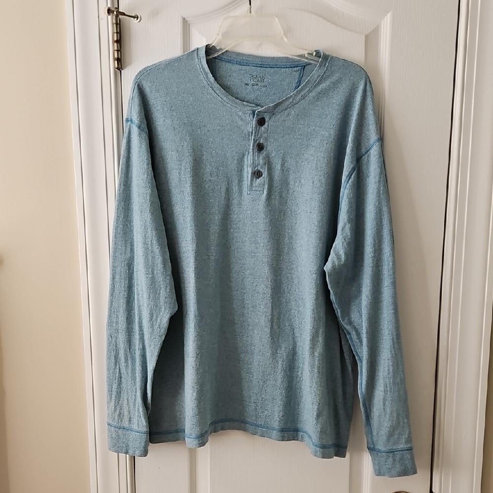 Ocean Coast Long Sleeve Button Pullover Excellent Condition